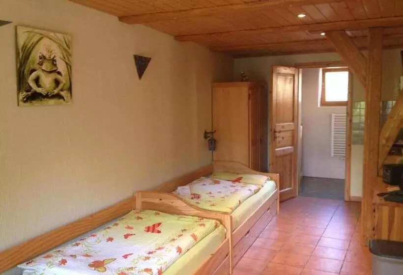 ペンション Gästezimmer Am Märchenbrunnen