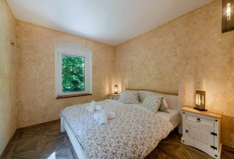 Majatalo Hrad Vildstejn