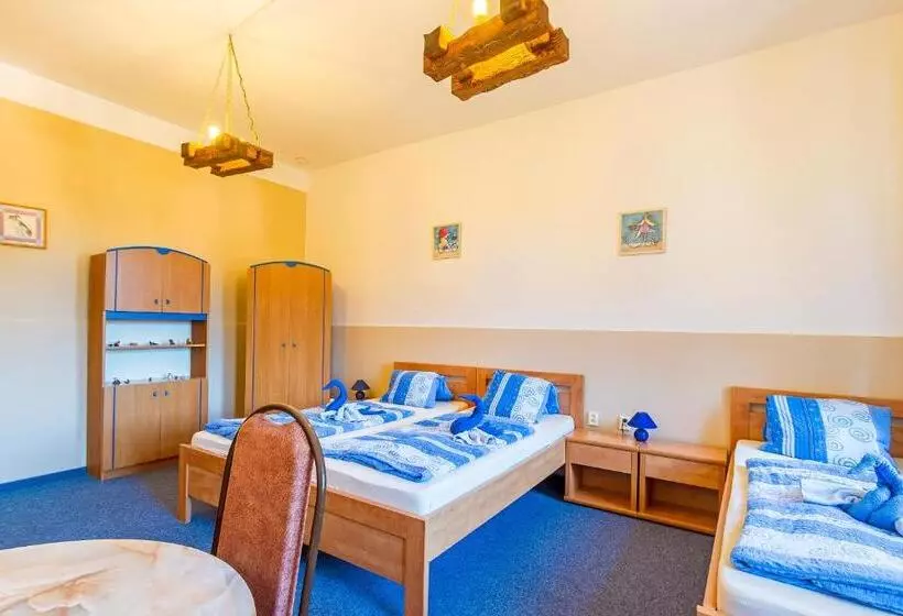 Majatalo Hrad Vildstejn