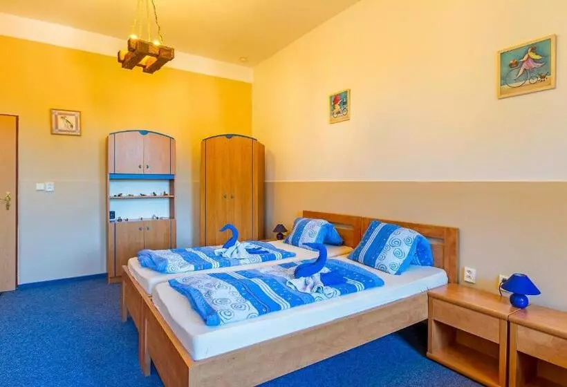 Majatalo Hrad Vildstejn