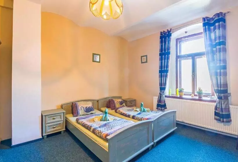 Majatalo Hrad Vildstejn