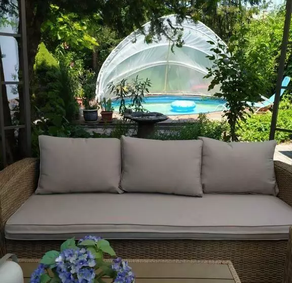 Majatalo Mendei Vendégház