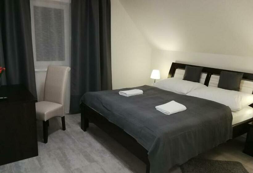 펜션 Penzion Starovice