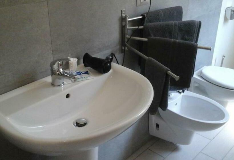 Пансион Fgs Service Snc White Room