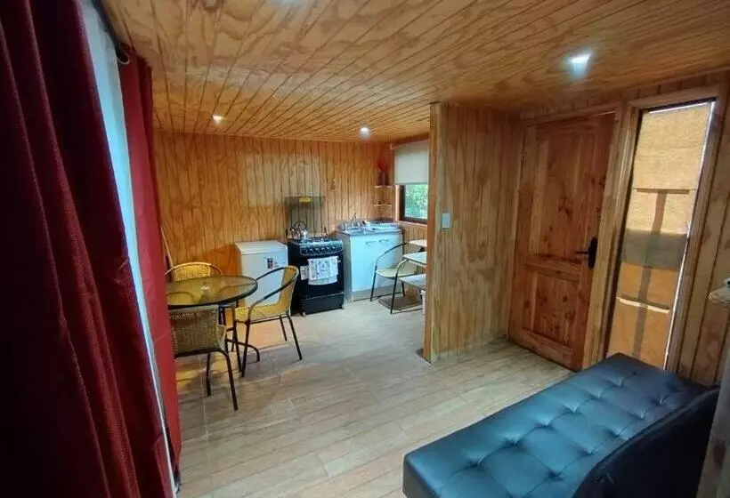 Retkeilymaja El Fogon De Rio Claro