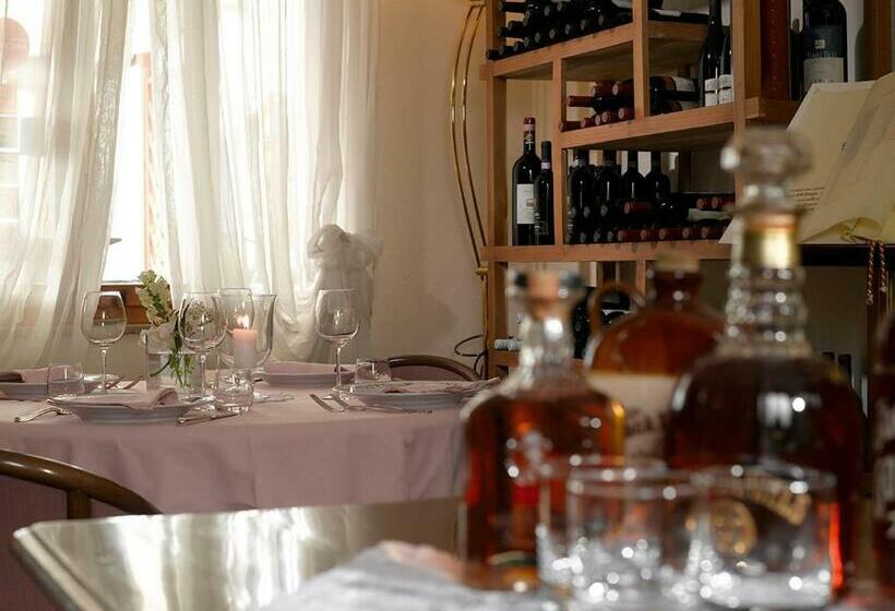 호스텔 Giorgio E Flora Ristorante E Locanda