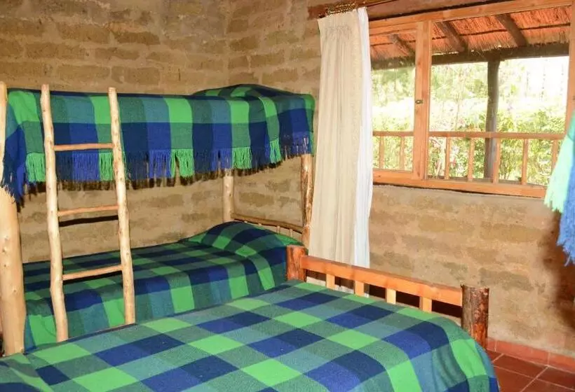 ユースホステル Monzaque  Paraíso De Bachué