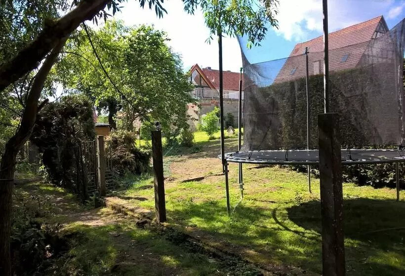 Aamiaismajoitus (B&B) Atelier Reinhart