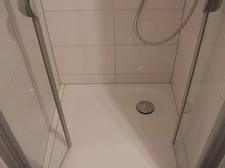 Aamiaismajoitus (B&B) Atelier Reinhart