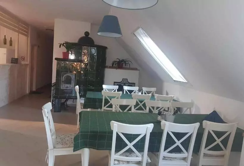 ベッドアンドブレックファースト Gyulavezér Lovasbirodalma