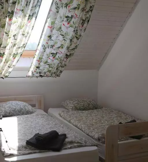 ベッドアンドブレックファースト Gyulavezér Lovasbirodalma