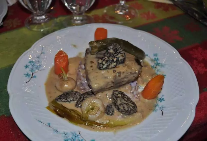 Aamiaismajoitus (B&B) Le Clos De La Font Queroy