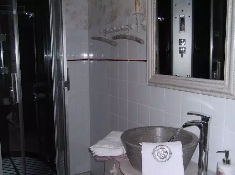 Aamiaismajoitus (B&B) Le Clos De La Font Queroy