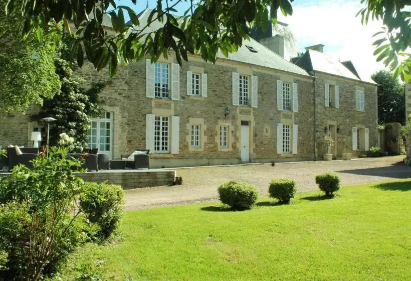 Aamiaismajoitus (B&B) Manoir De La Queue Du Renard