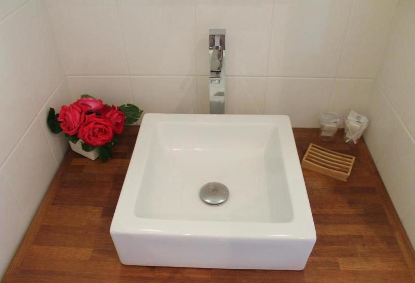 مبيت وإفطار Manoir De La Queue Du Renard