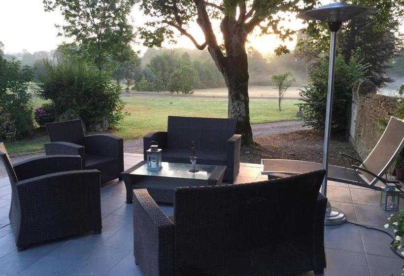 مبيت وإفطار Manoir De La Queue Du Renard