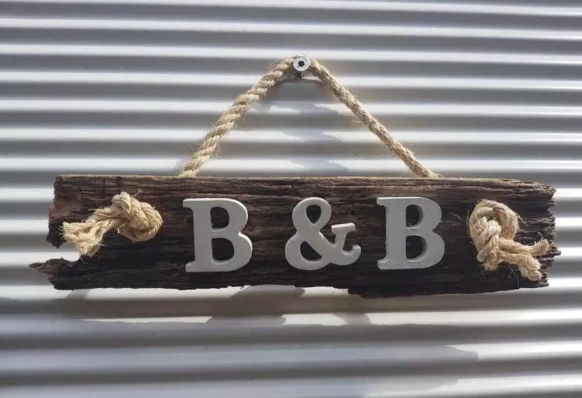 ベッドアンドブレックファースト Port Mccrae