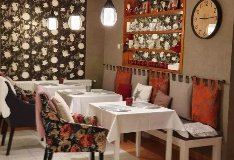 Aamiaismajoitus (B&B) Sólyomvár Lak