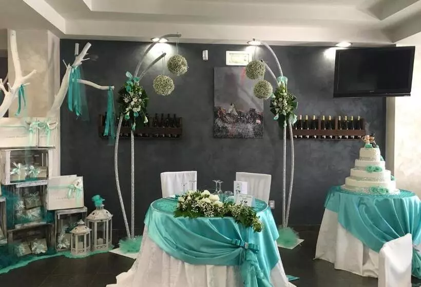 ホテル Albergo Ristorante Uspa