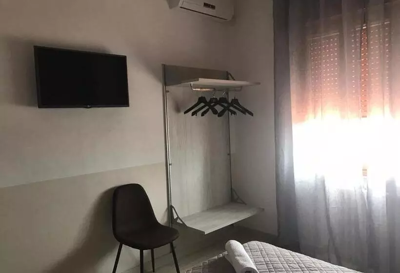 ホテル Albergo Ristorante Uspa