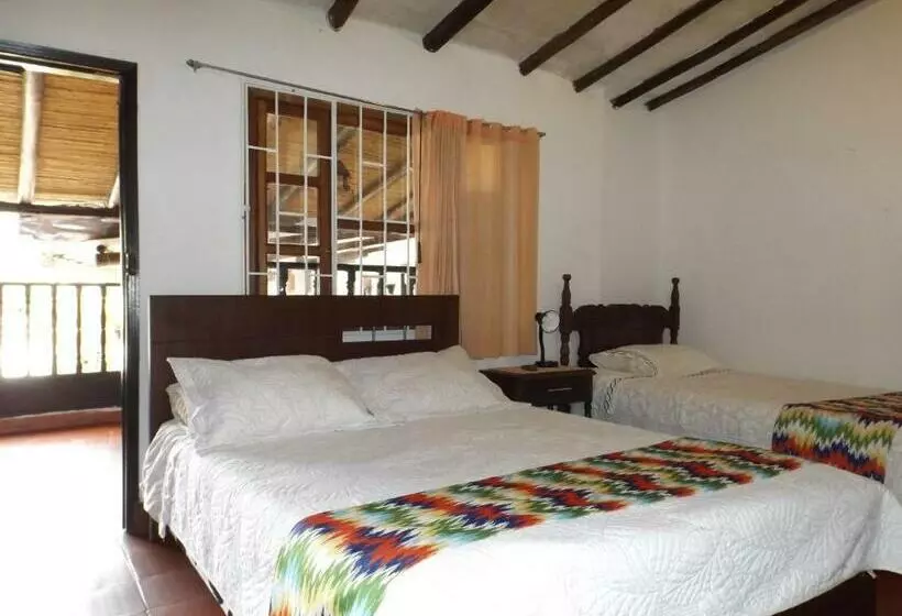 ホテル La Casona Nuñez