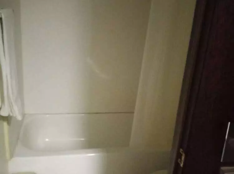 Motel 95 & Campground