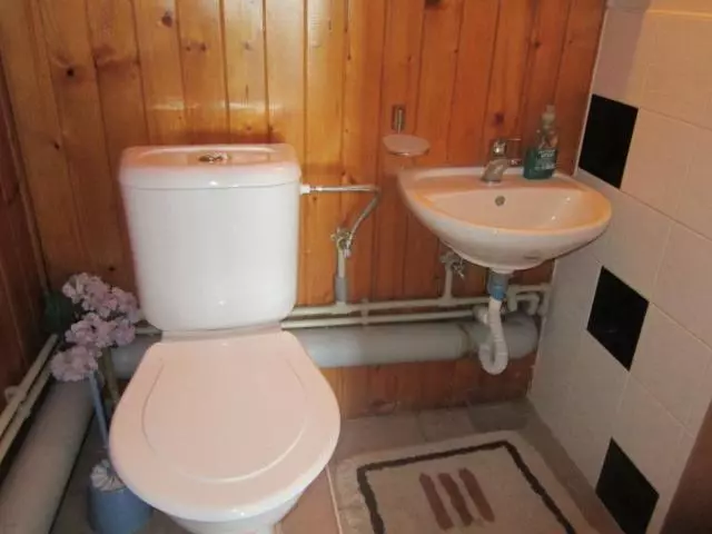 Majatalo Guest House Leona