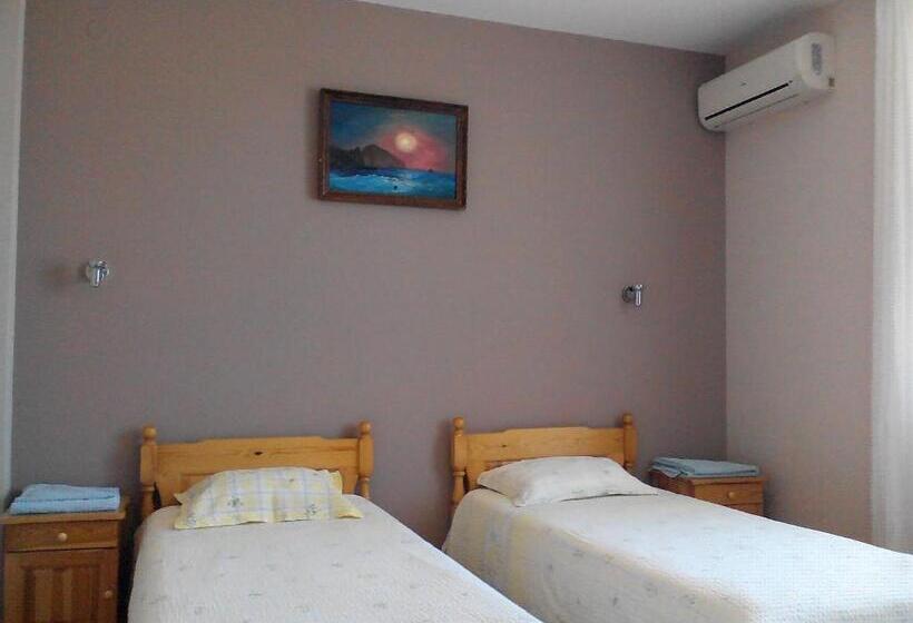 پانسیون Guesthouse Mirage