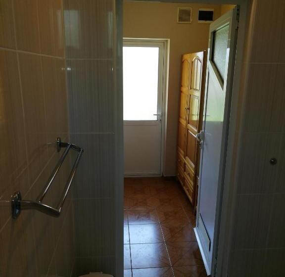 پانسیون Guesthouse Mirage