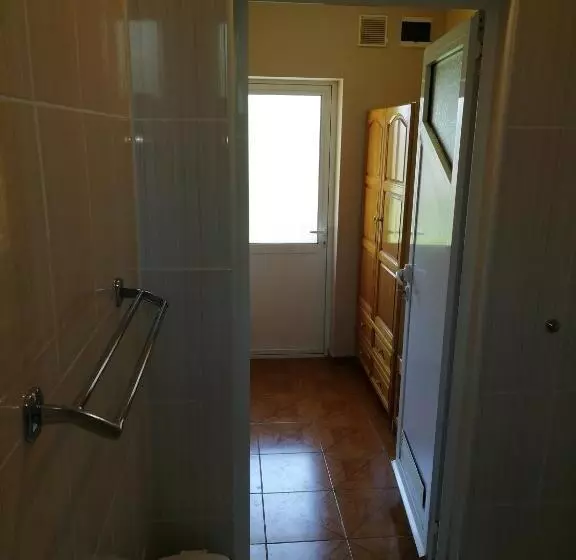 پانسیون Guesthouse Mirage