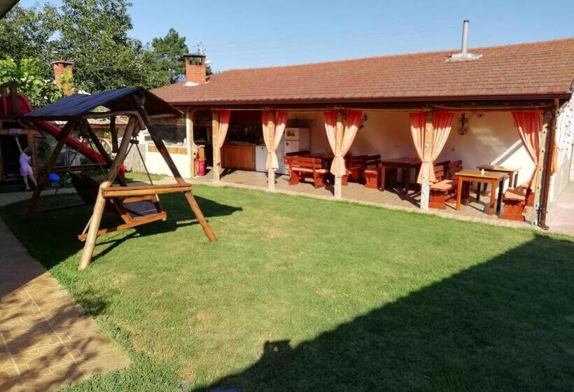 پانسیون Guesthouse Mirage