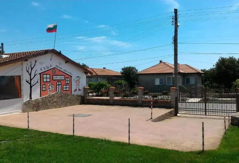 پانسیون Guesthouse Mirage