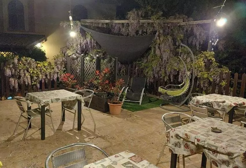 ペンション La Locanda Dei Cavalieri Affittacamere