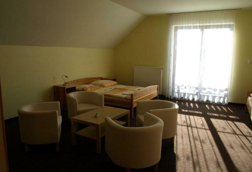 펜션 Penzion Tetřívek