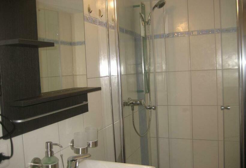 펜션 Schusters Lindenhof