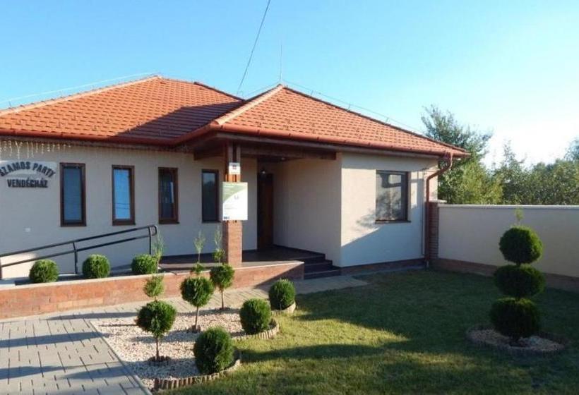 ペンション Szamos Party Vendégház