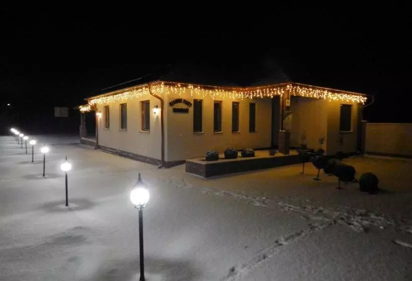 Majatalo Szamos Party Vendégház