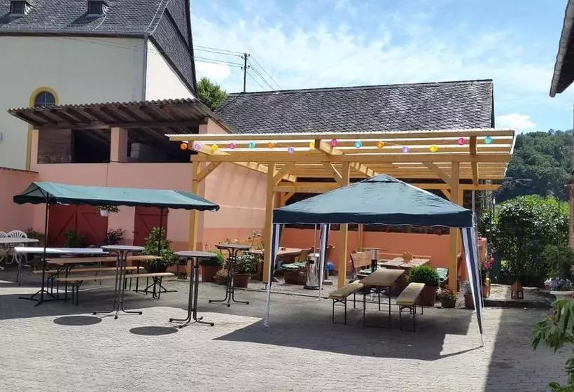 Majatalo Zur Dorfschänke