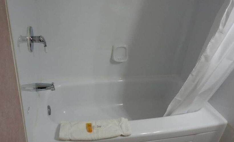 The Village Inn Motel