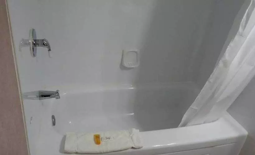 The Village Inn Motel