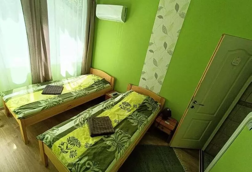 Tölgyfa Panzió