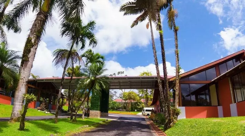 Arenal Paraiso Resort Spa & Thermo Mineral Hot Springs