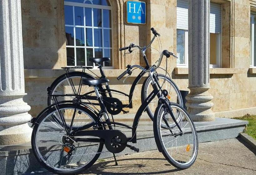 Casablanca Hotel Studios