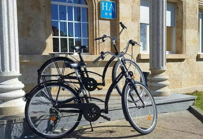 Casablanca Hotel Studios