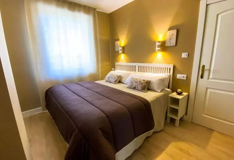 Casablanca Hotel Studios