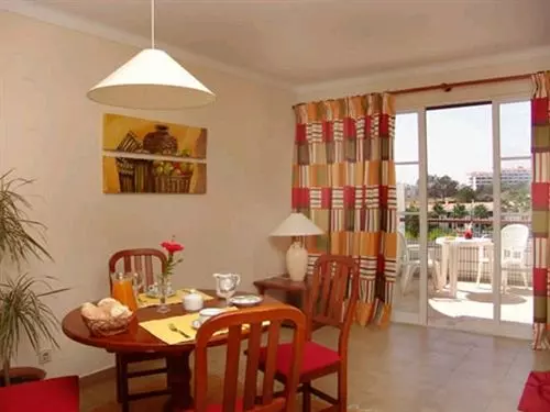 Cheerfulway Vila Alba