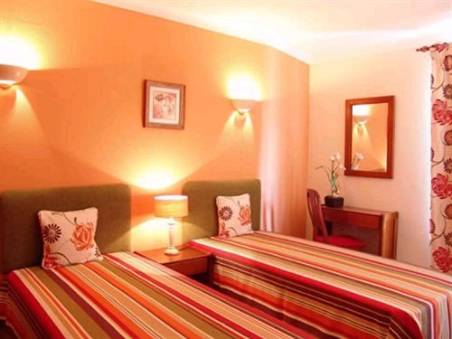 Cheerfulway Vila Alba