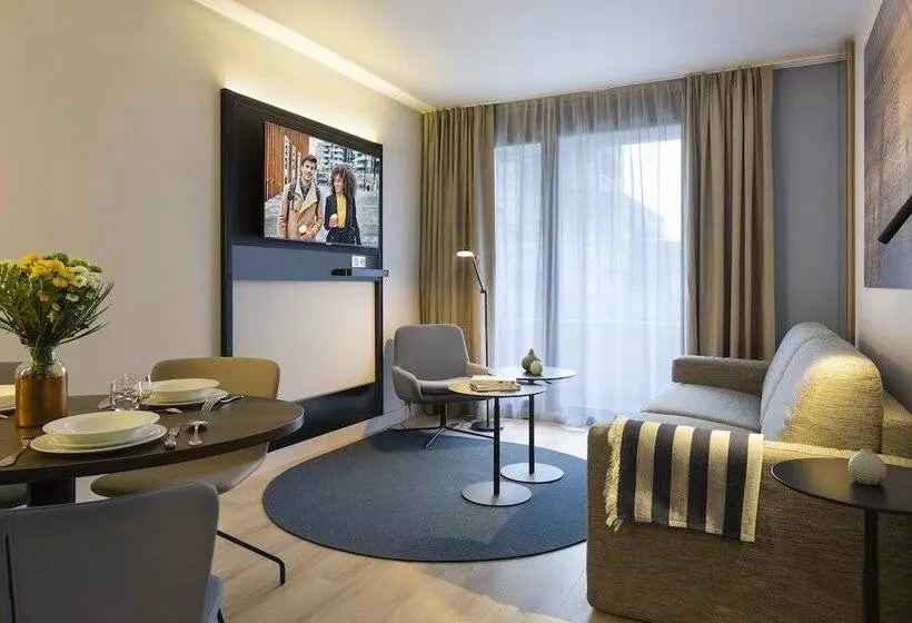 Citadines La Defense Paris