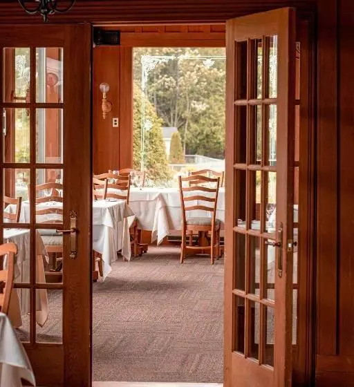 ホテル Auberge Des 3 Canards