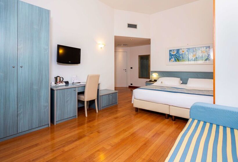 בית מלון כפרי Best Western Plus Tigullio Royal